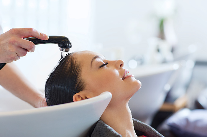 Denar Salon: Perawatan Rambut Sehat di Tengah Hidup Sibuk Cilacap